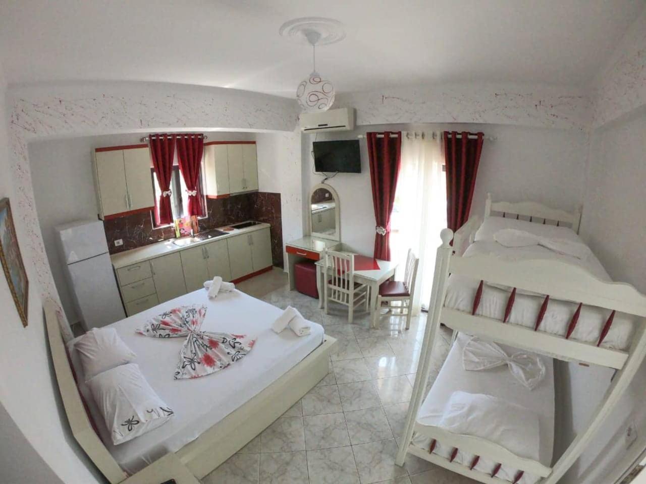 Poseidon Hotel Ksamil Kültér fotó