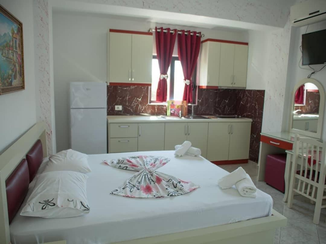 Poseidon Hotel Ksamil Kültér fotó