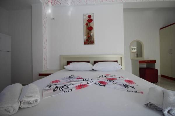 Poseidon Hotel Ksamil Kültér fotó